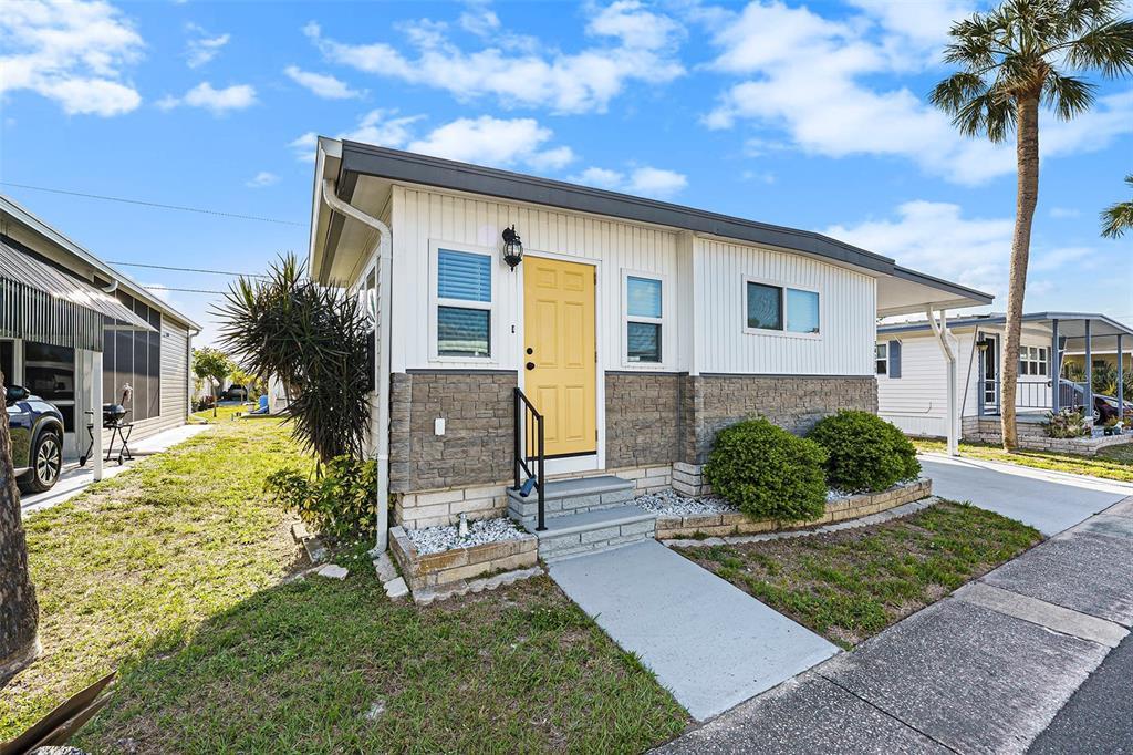 Picture of 34175 Canal Drive, Pinellas Park, FL 33781