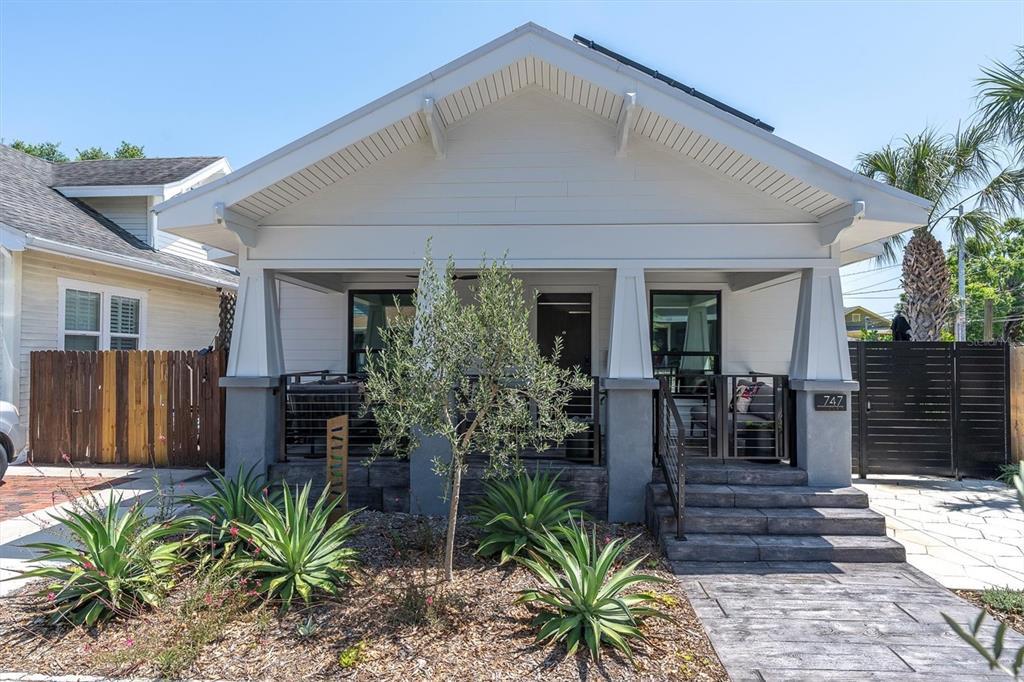 Picture of 747 2Nd Street N, St Petersburg, FL 33701