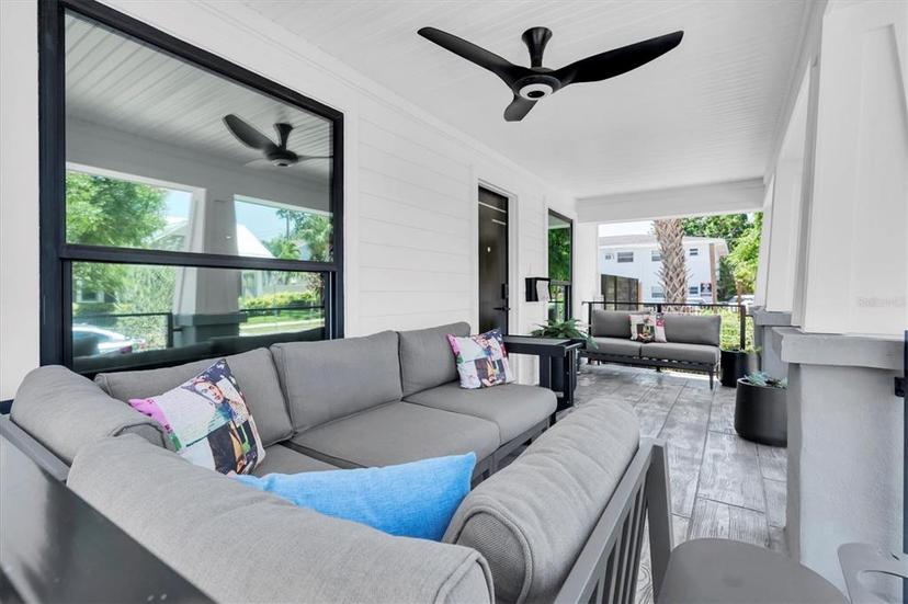 Picture of 747 2Nd Street N, St Petersburg FL 33701