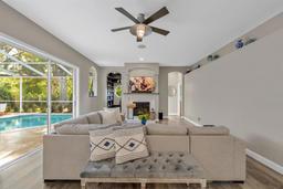 Picture of 5605 Glencrest Boulevard, Tampa, FL 33625