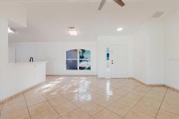 Picture of 1472 Muir Circle, Clermont, FL 34711
