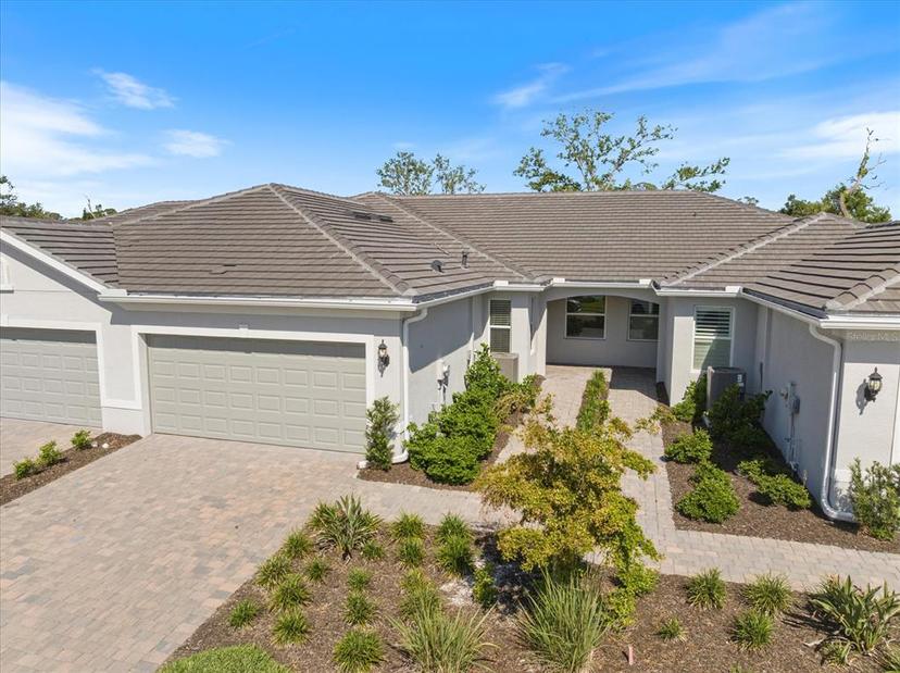 Picture of 25037 Pearl Lake Circle, Englewood FL 34223