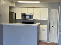 Picture of 2202 Key West Court Unit 633, Kissimmee, FL 34741
