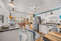 Picture of 965 Cr 461, Lake Panasoffkee, FL 33538