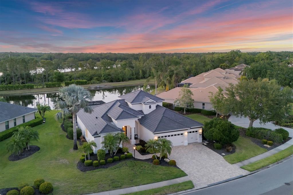 Picture of 7034 Honeysuckle Trail, Lakewood Ranch, FL 34202