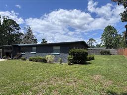 Picture of 1430 SE 42Nd Place, Gainesville, FL 32641