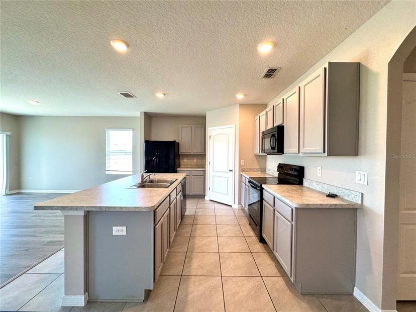 Picture of 216 Grove Branch Road, Winter Haven FL 33880