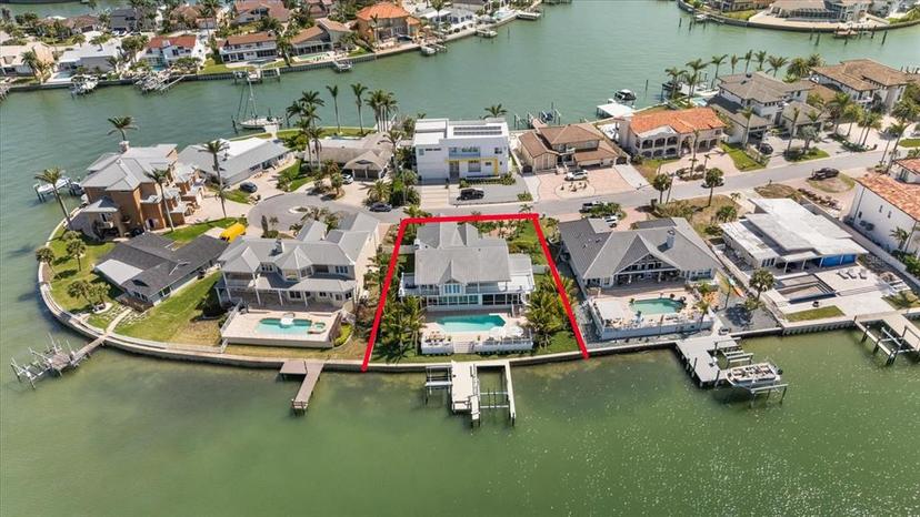 Picture of 213 Harrison Avenue, Belleair Beach FL 33786