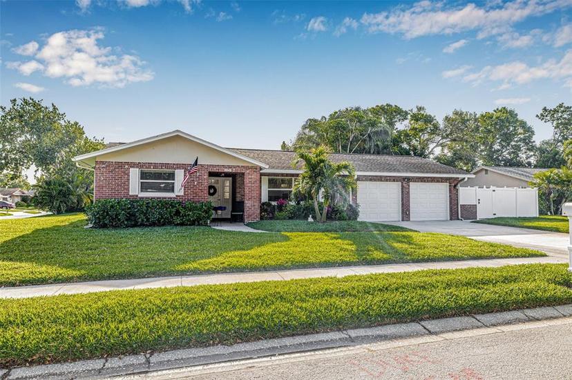 Picture of 8845 123Rd Way, Seminole FL 33772