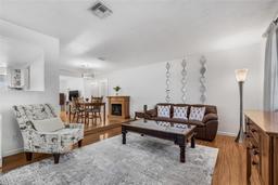 Picture of 8845 123Rd Way, Seminole, FL 33772