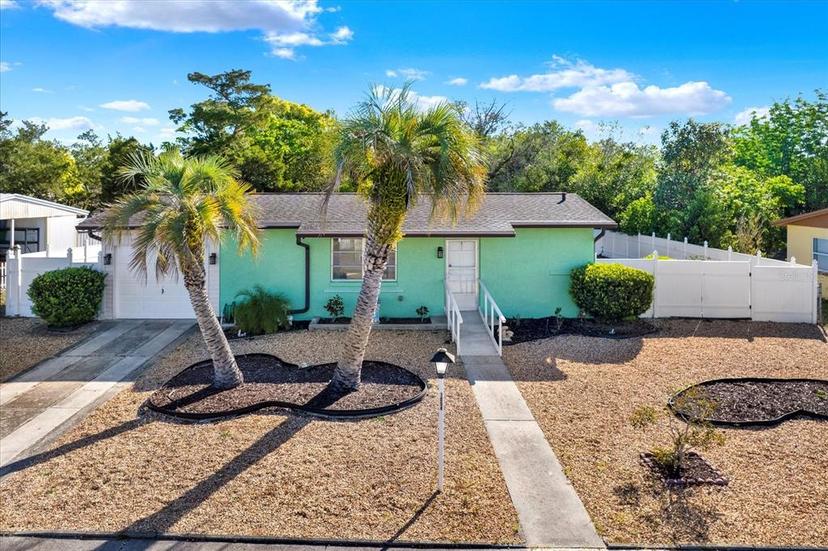Picture of 1054 Embassy Avenue, Spring Hill FL 34606