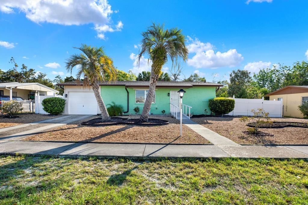 Picture of 1054 Embassy Avenue, Spring Hill, FL 34606