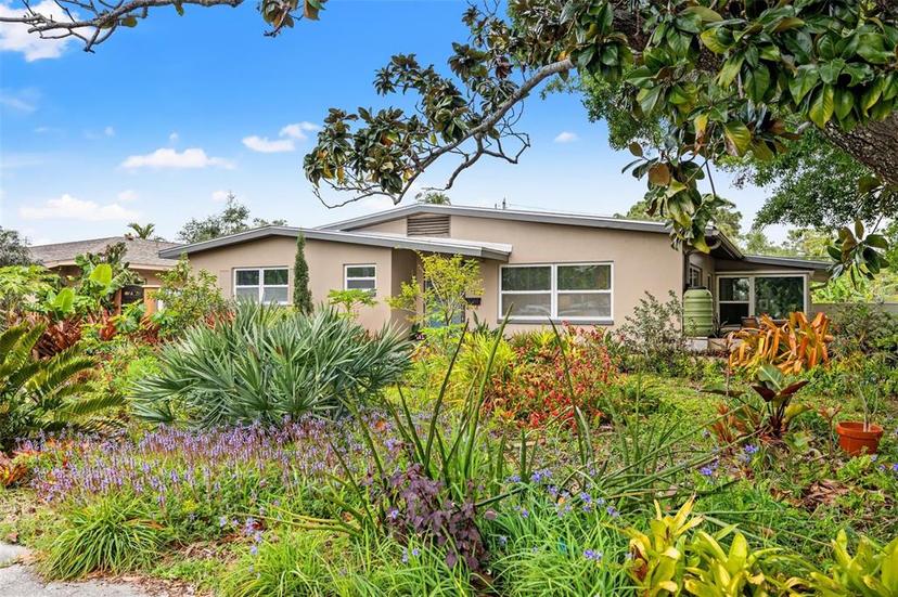 Picture of 6677 Poinsettia Avenue S, St Petersburg FL 33707