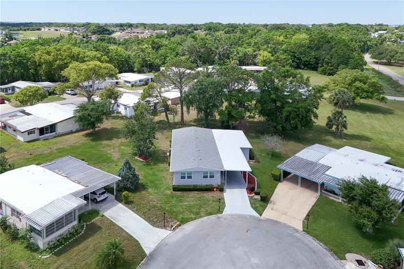 Picture of 3768 Grove Circle Unit 1460, Zellwood FL 32798