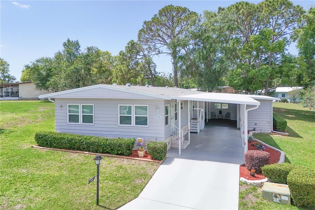 Picture of 3768 Grove Circle Unit 1460, Zellwood, FL 32798