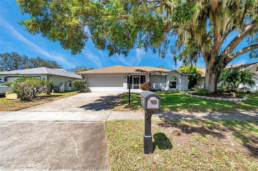 Picture of 3957 Tarpon Pointe Circle, Palm Harbor FL 34684