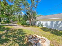Picture of 1427 S Daytona Avenue, Flagler Beach, FL 32136