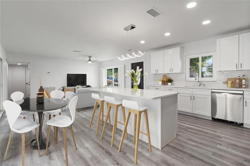 Picture of 321 Shore Drive E, Oldsmar FL 34677