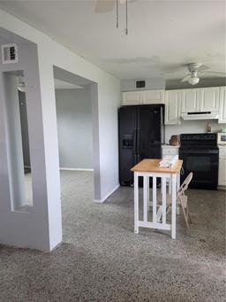 Picture of 10106 66Th Avenue, Seminole, FL 33772