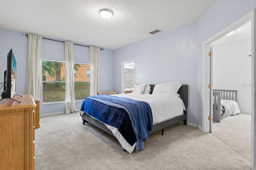 Picture of 14556 Unbridled Drive, Orlando FL 32826