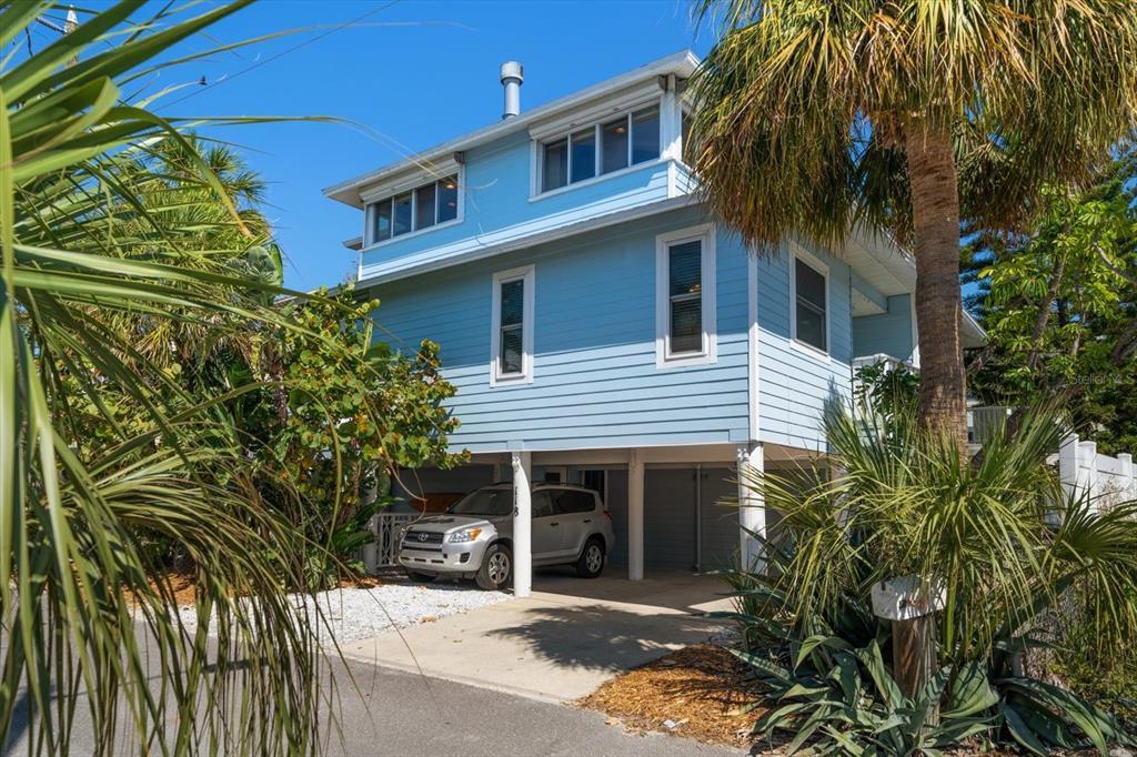 Picture of 118 94Th Avenue, Treasure Island, FL 33706