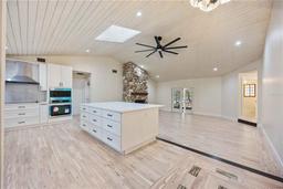 Picture of 4916 Hidden Oaks Trail, Sarasota, FL 34232