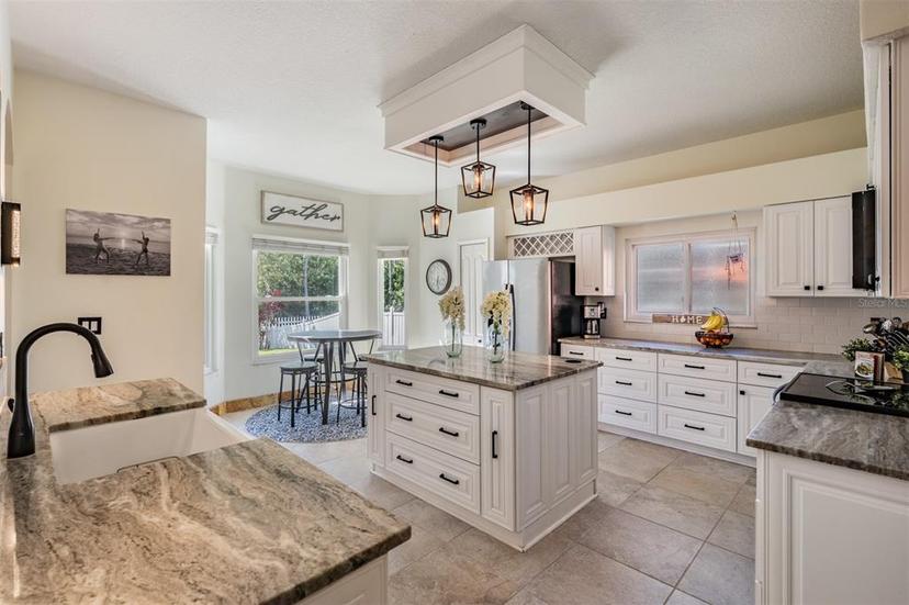 Picture of 4108 Harbor Lake Drive, Lutz FL 33558