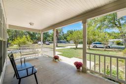 Picture of 441 S Blue Lake Avenue, Deland, FL 32724