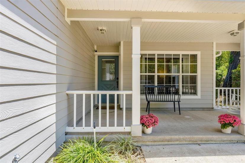 Picture of 441 S Blue Lake Avenue, Deland FL 32724