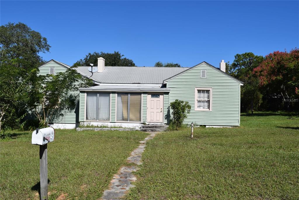 Picture of 823 Cohassett Avenue, Lake Wales, FL 33853