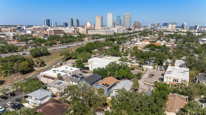 Picture of 307 S Newport Avenue Unit 1/2, Tampa FL 33606