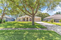 Picture of 572 Lanarkshire Place, Apopka, FL 32712