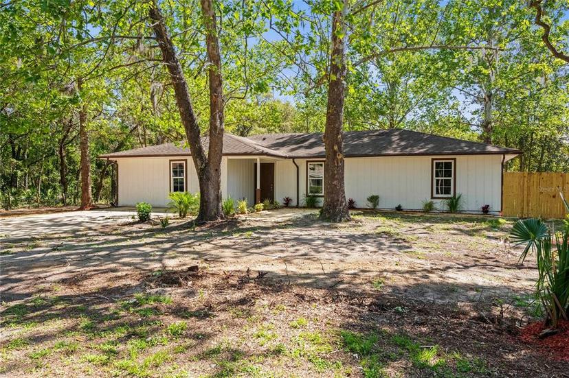 Picture of 535 N Dunkenfield Avenue, Crystal River FL 34429