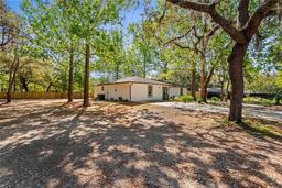 Picture of 535 N Dunkenfield Avenue, Crystal River, FL 34429