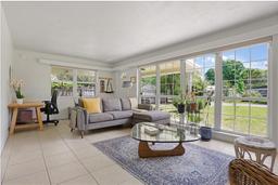 Picture of 1128 NE 22Nd Avenue, Gainesville, FL 32609
