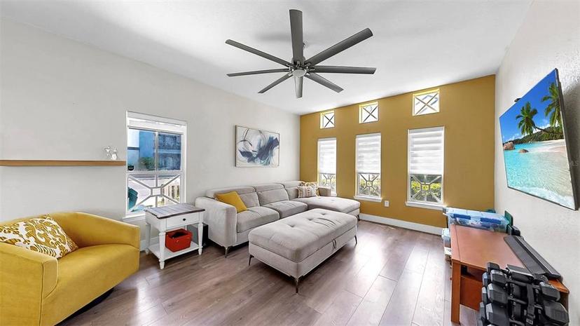 Picture of 4002 Carrollwood Palm Court, Tampa FL 33624