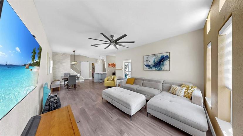 Picture of 4002 Carrollwood Palm Court, Tampa FL 33624