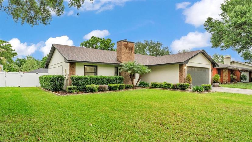 Picture of 112 Colleen Court, Auburndale FL 33823
