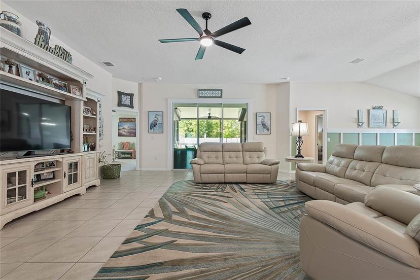 Picture of 35 Renshaw Drive, Palm Coast FL 32164