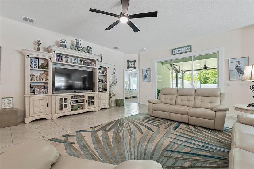 Picture of 35 Renshaw Drive, Palm Coast FL 32164