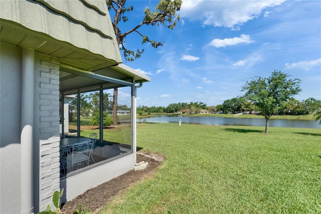 Picture of 201 Kings Boulevard Unit 19, Sun City Center, FL 33573