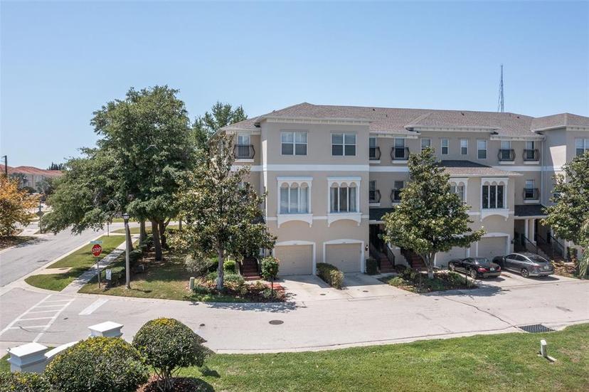 Picture of 1105 Venetian Harbor Drive Ne, St Petersburg FL 33702