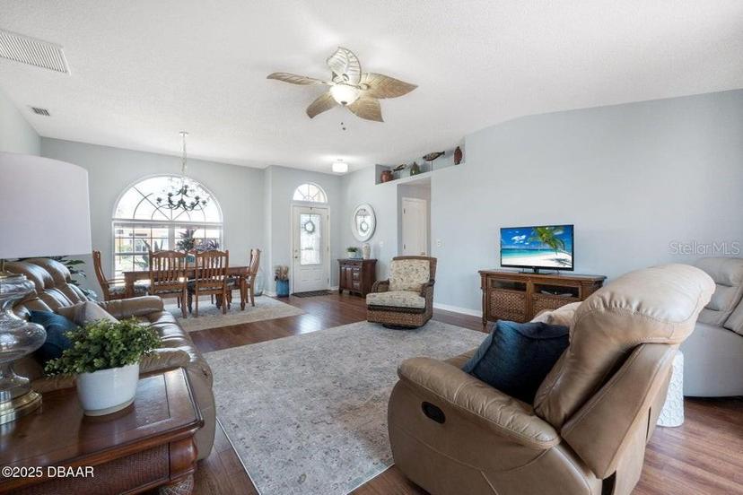 Picture of 122 Peninsula Winds Drive, Ormond Beach FL 32176