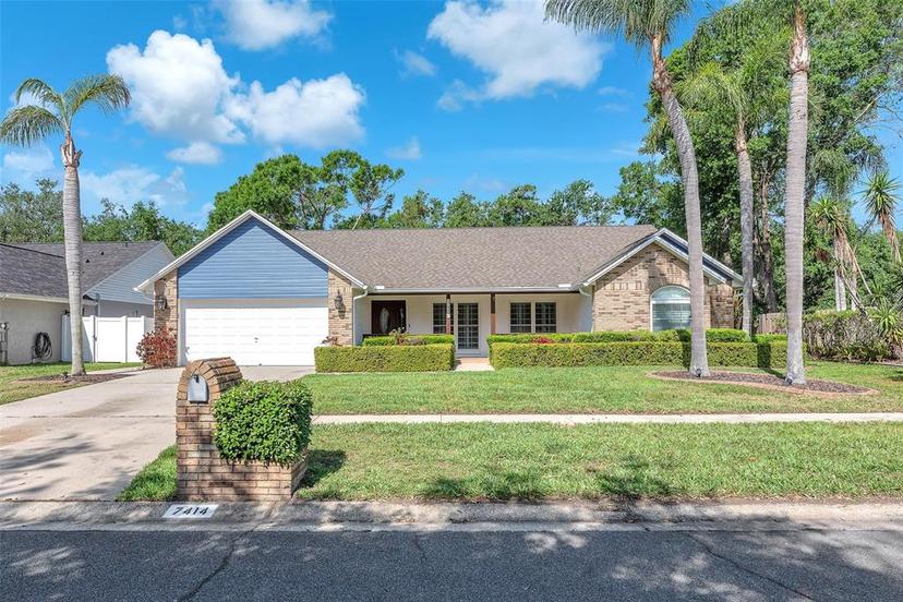 Picture of 7414 Mint Julep Drive, Riverview FL 33578