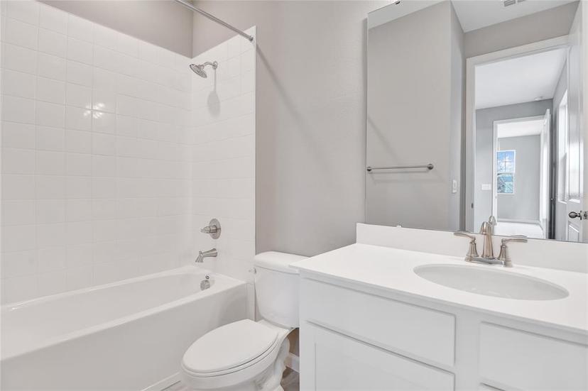 Picture of 1642 Sugarbelle Circle, Mascotte FL 34753