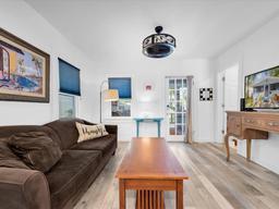 Picture of 111 25Th Street N, St Petersburg, FL 33713