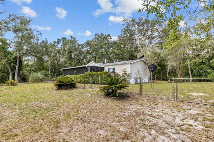 Picture of 305 NE 290Th Avenue, Old Town FL 32680