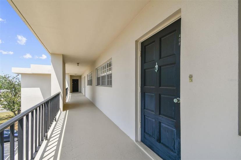 Picture of 7461 W Country Club Dr N Unit 408, Sarasota FL 34243
