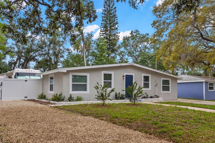 Picture of 121 Pennsylvania Avenue, Palm Harbor FL 34683