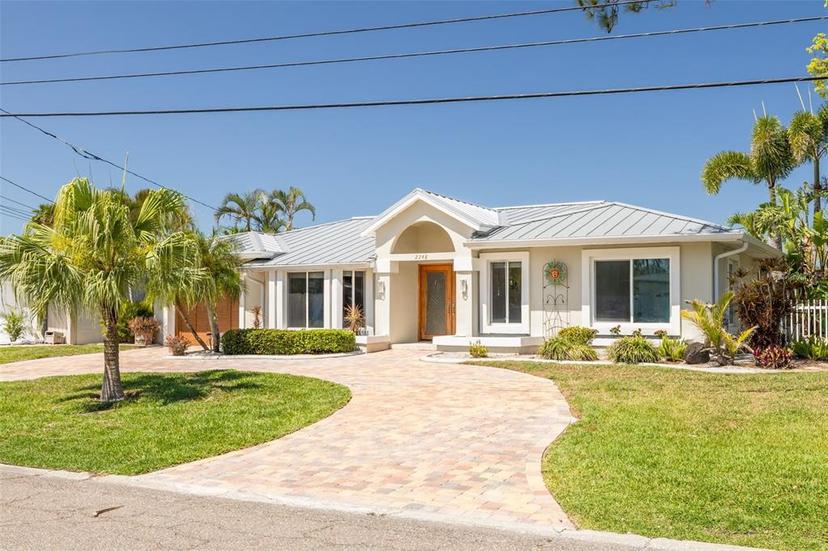 Picture of 2248 Edythe Drive, Dunedin FL 34698